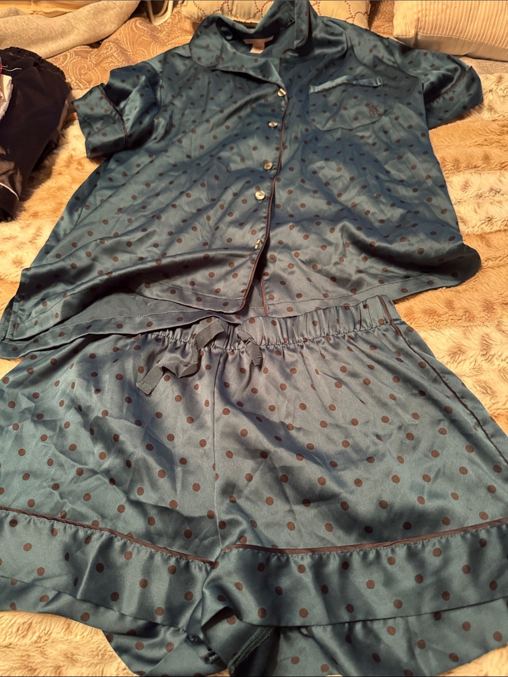 Victoria's Secret Teal Satin Polka Dot Short Pajama Set